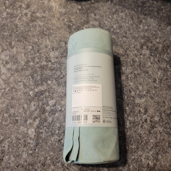 *NEW* Lululemon Yoga Items! - Picture 4 of 10